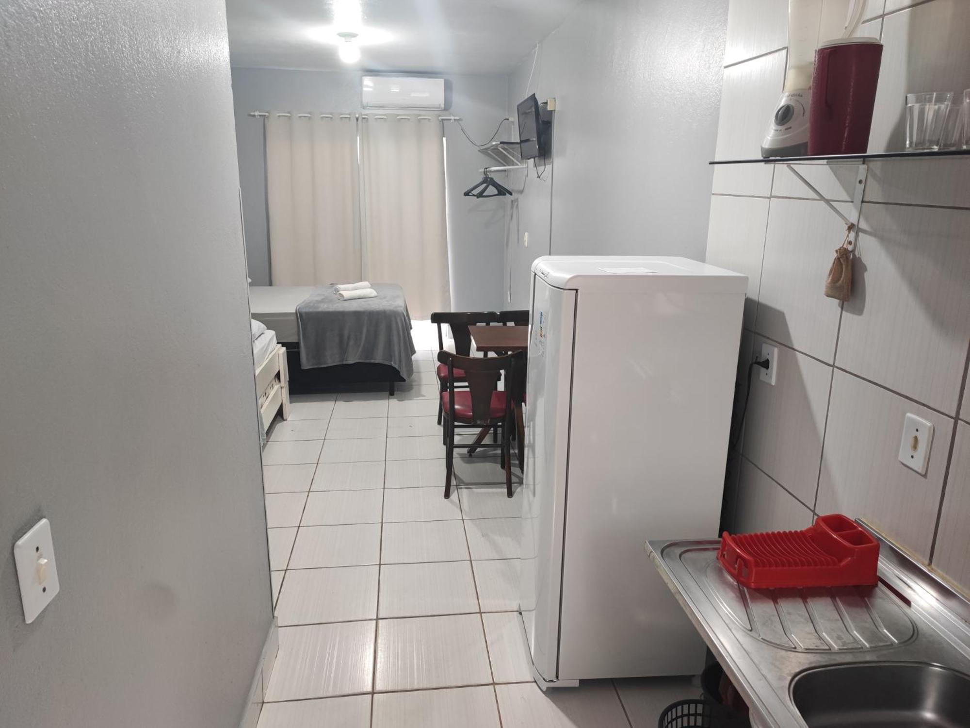 Estudios Individual Na Meia Praia Ar, Wifi, Vaga, Cozinha, Tv Smart - 6 X No Cartao Sem Juros Itapema Luaran gambar